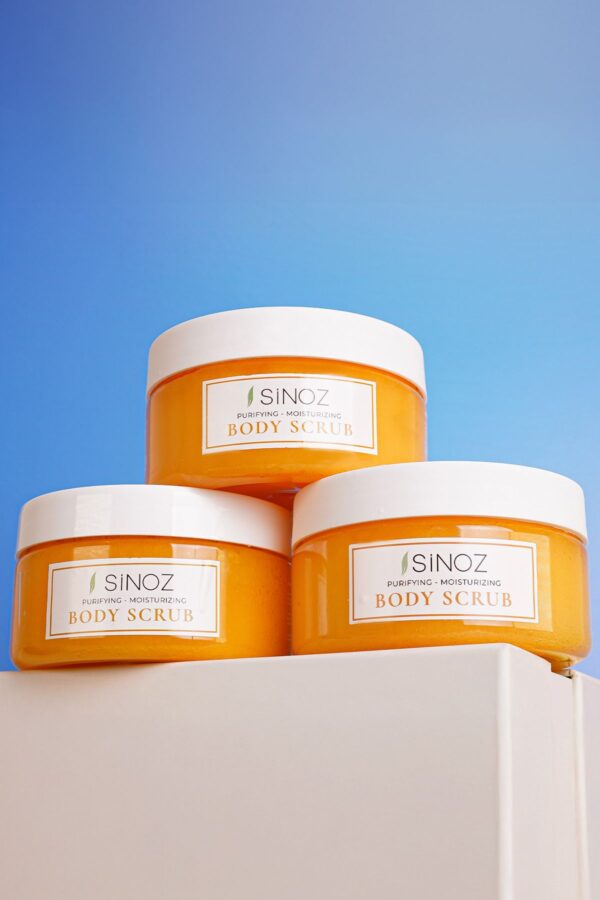 Sinoz Body Scrub Nährendes, reinigendes, feuchtigkeitsspendendes Körperpeeling 300 gr – Bild 6